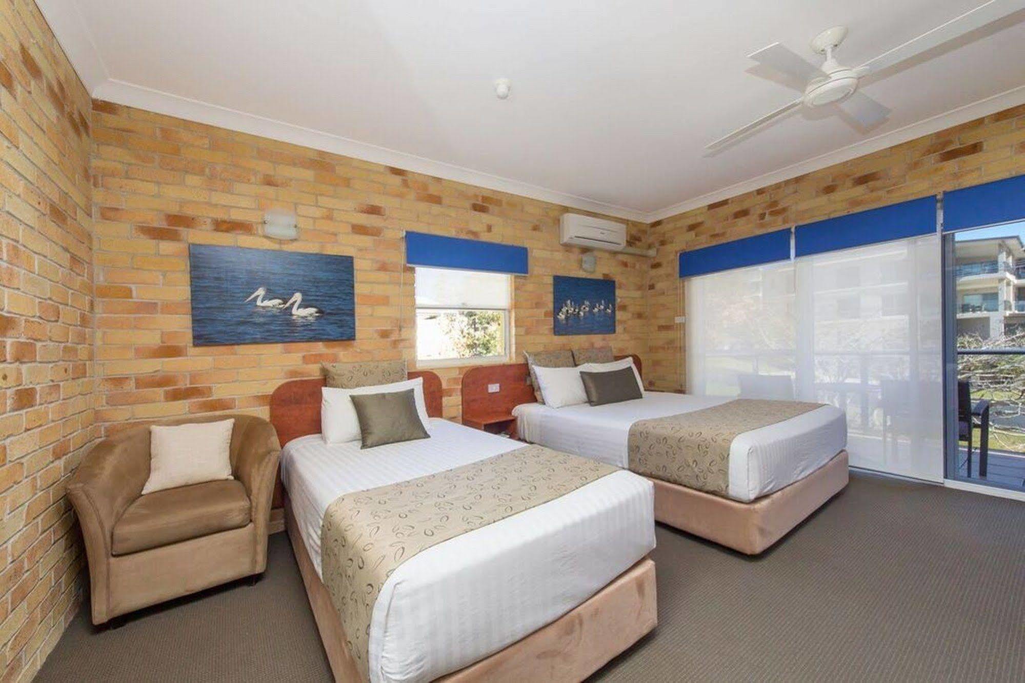 Yamba Beach Motel Eksteriør billede
